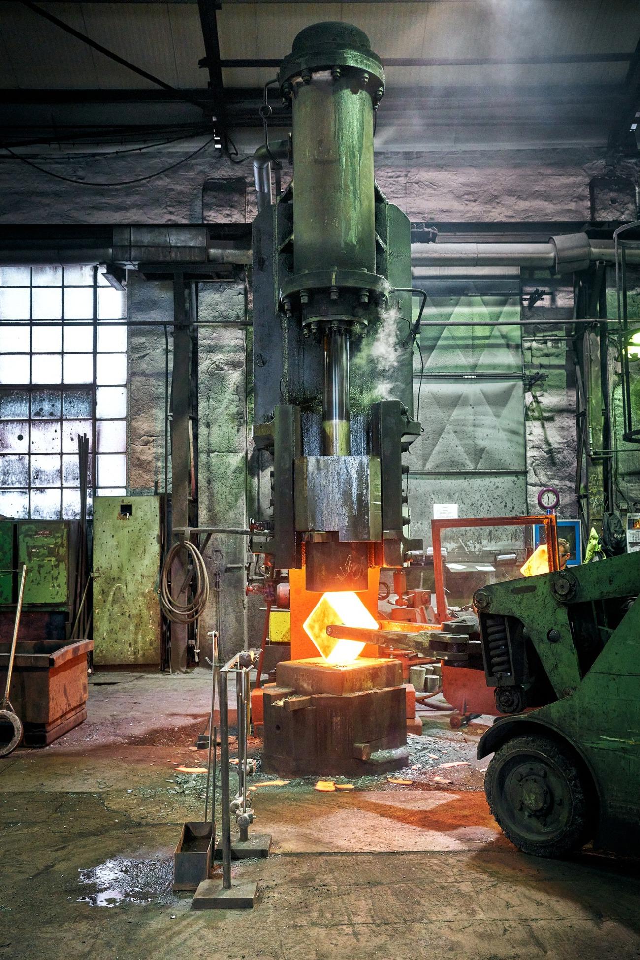 forging 4